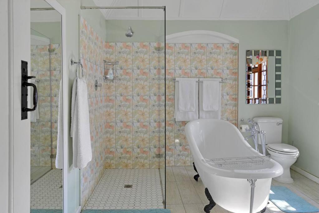 كيب تاون Mawethu Peaceful Garden With Covered Pool And Braai Area المظهر الخارجي الصورة